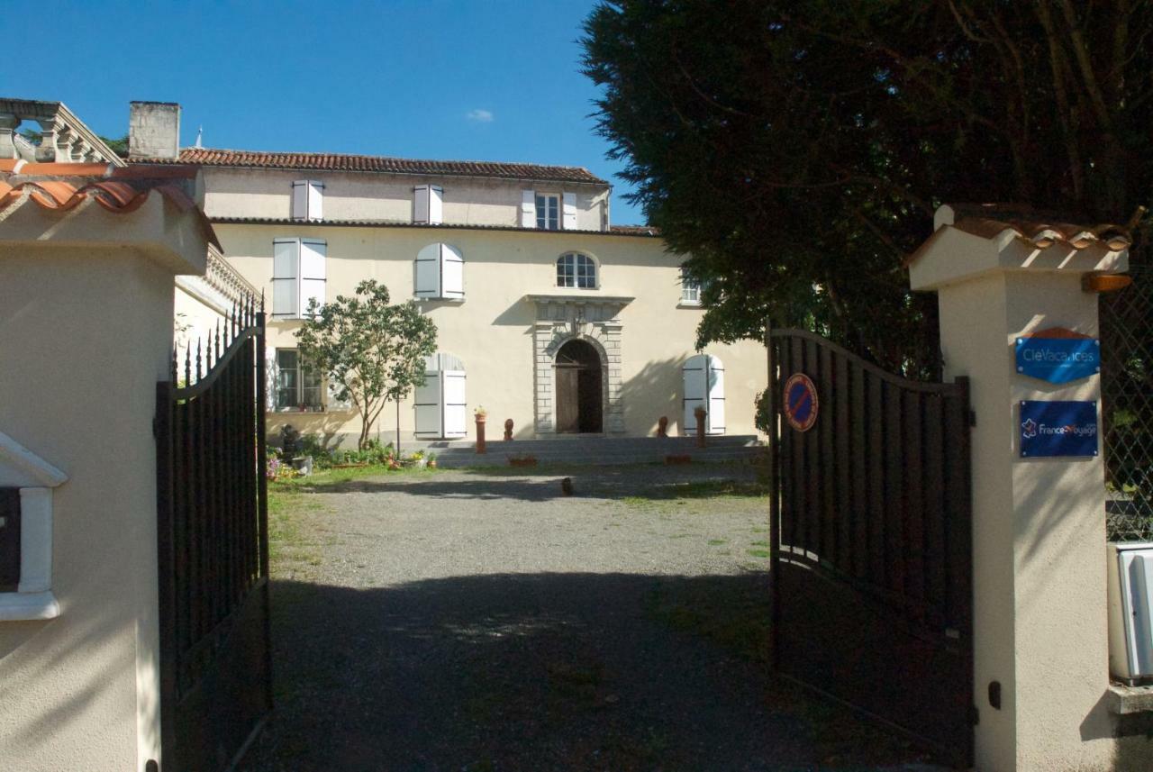 Le Clos Des Cedres B&B La Rochefoucauld Exterior foto